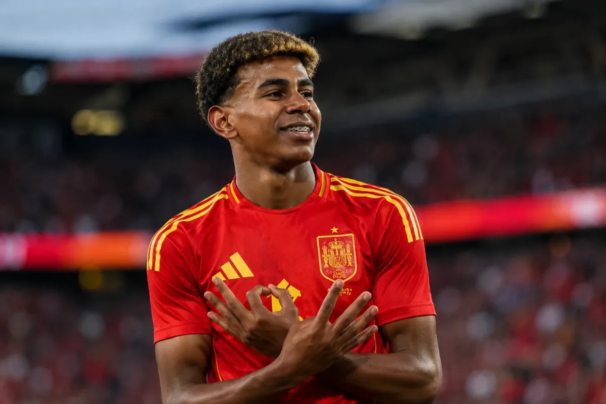 اللاعب لامين يامال يتدرب مع منتخب إسبانيا استعداداً لمونديال 2026